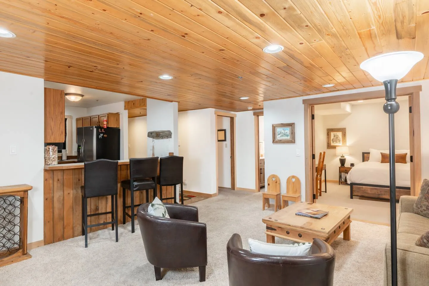 Skycrest 1712, Big Sky, Montana: photo 8 of 41